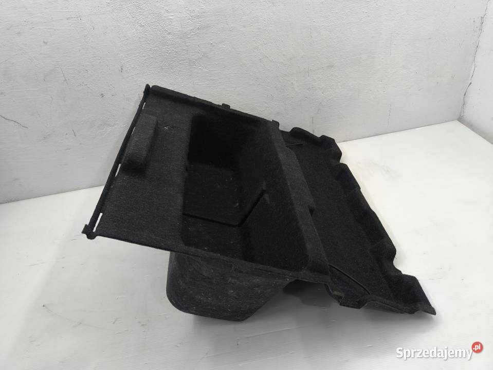 TAPICERKA WNEKA BAGAZNIKA BMW F31 LIFT 7349391 Tapicerki samochodowe