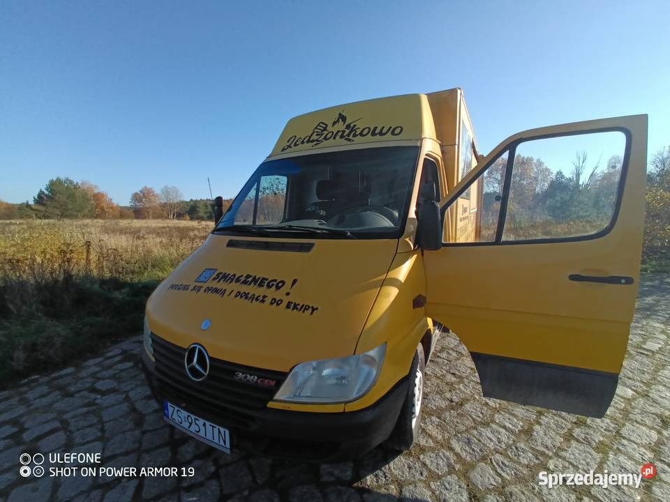 Mercedes Food Truck Gotowy Do Pracy Samochody dostawcze zachodniopomorskie Szczecin