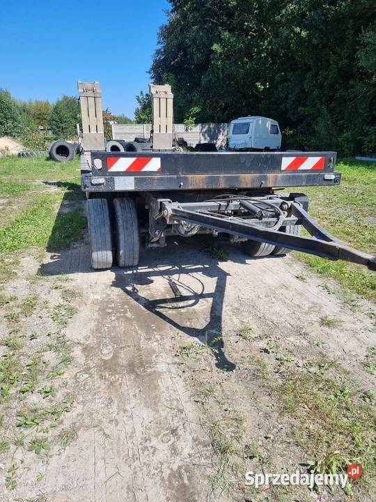 Przyczepa niskopodwoziowa do przewozu sprzętu niskopodłogowe