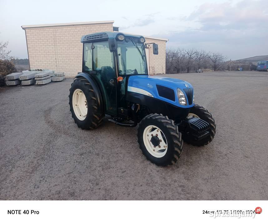 Ciągnik Holland t4040n sadowniczy New Holland Białobrzegi