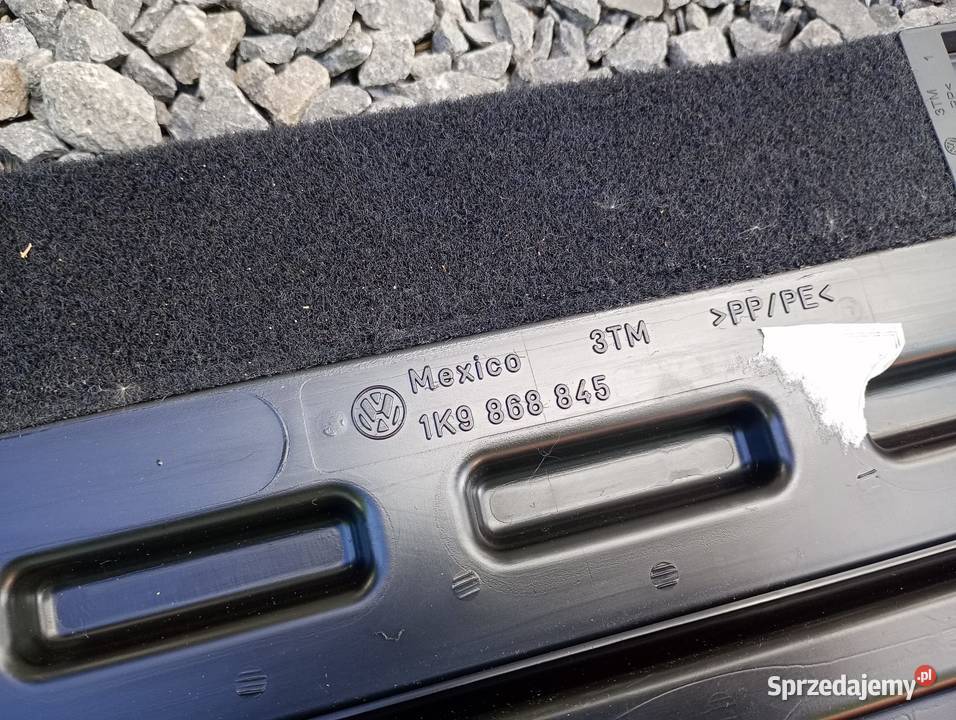 podłoga bagażnika vw golf 6 kombi 5k 1k9863463 Półki tylne Bielsko-Biała