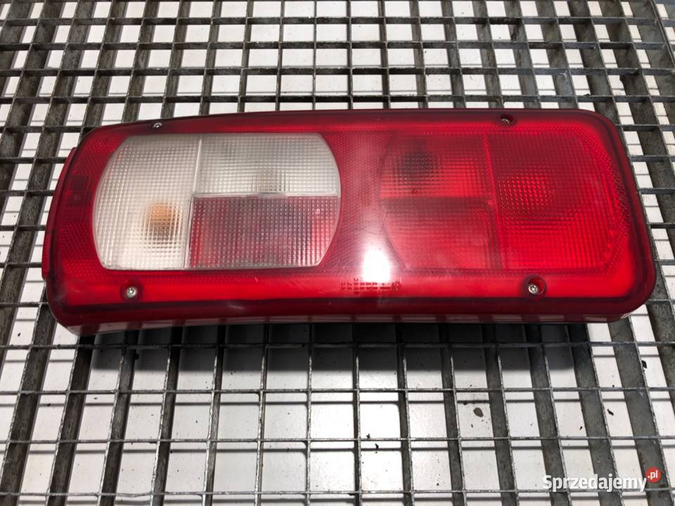 LAMPA PRAWY TYŁ DAF XF 1875576 Ciągnik siodłowy