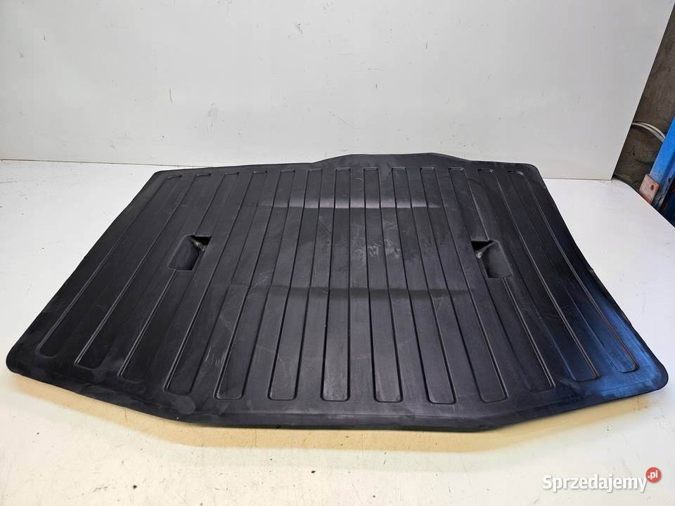 PODŁOGA BAGAŻNIKA AUDI A6 C6 AVANT 4F9863547 Przystajń