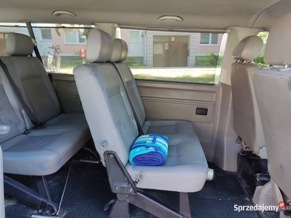 Long VW T5 r2007 poj 19tdi 9osob3 rzędy siedzeń