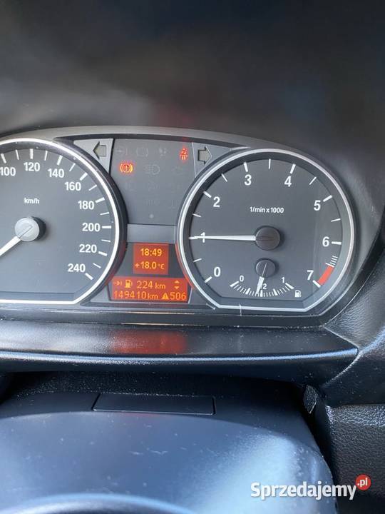 BMW seria 1 149 przebiegu 2009r lakier metallic Krzyżowice