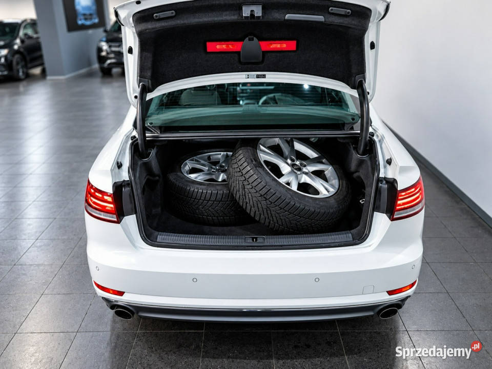 Audi A4 Limousine B9 2015 wielkopolskie Sadlno