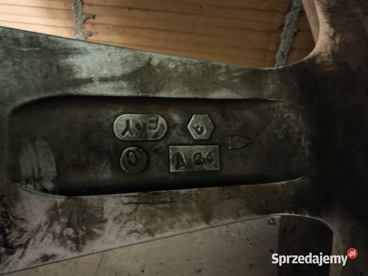 Komplet AXXION AX7 FELGI20 9x20 5x120 ET45 aluminiowe małopolskie Kraków