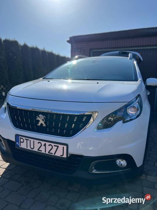Peugeot 2008 12 130 2019 biały Turek