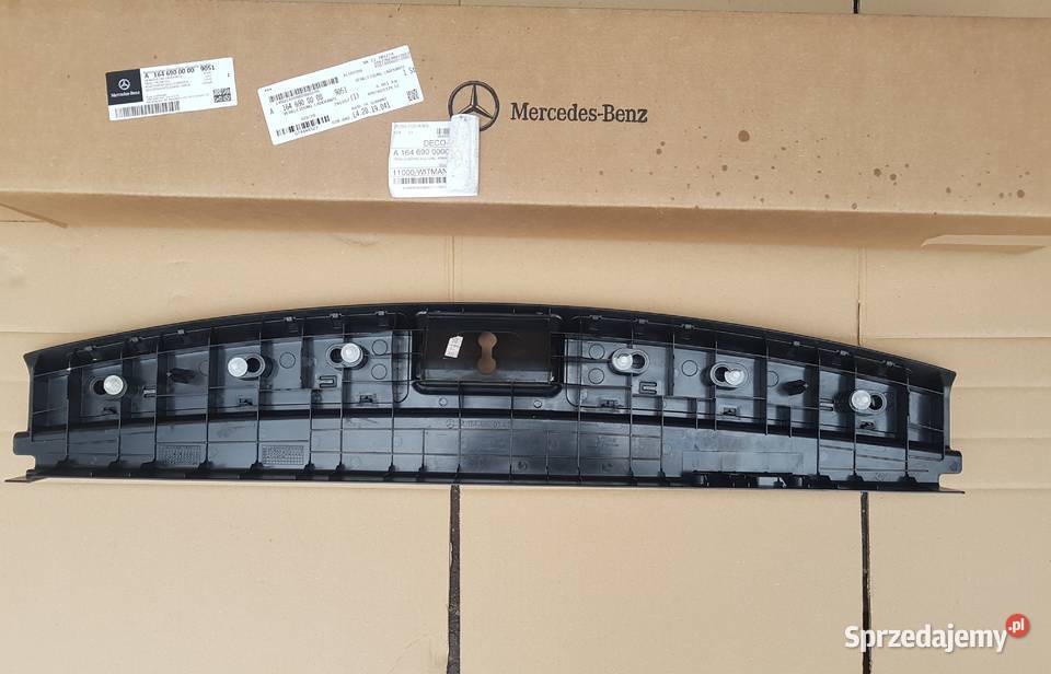 listwa ozdobna bagażnika Mercedes ML 164 A164 osobowe Gdańsk sprzedam