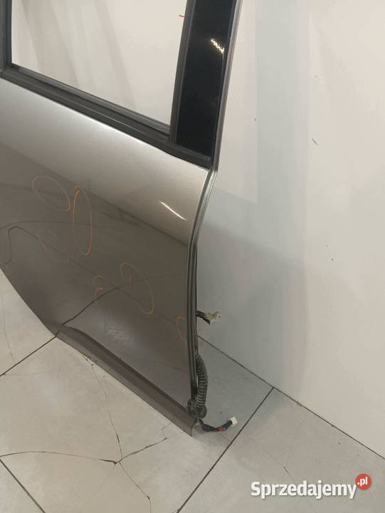 DRZWI PRAWE TYŁ ZCD 5D HB Suzuki Swift IV Rok produkcji 2006