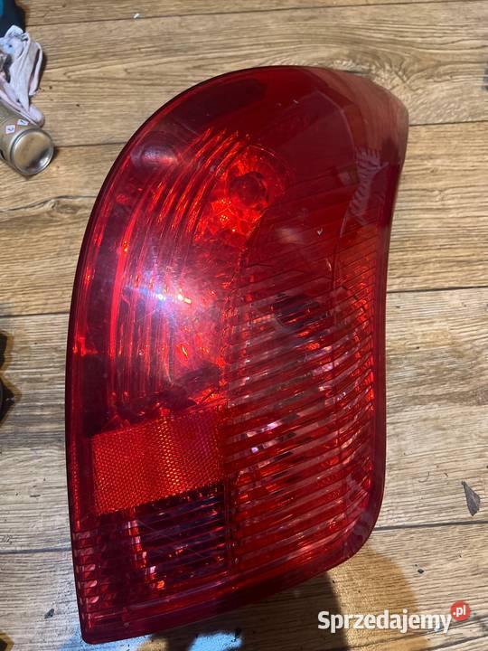 Lampa tył prawa peugeot 308 sw