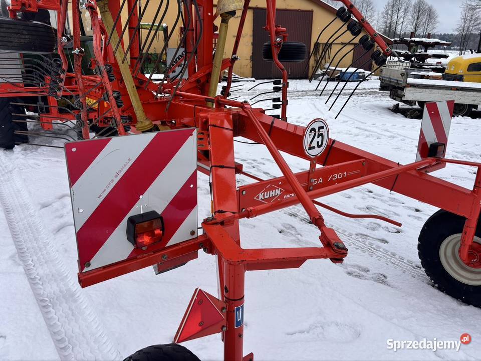 Zgrabiarka 2 karuzelowa Kuhn GA 7301 do środka