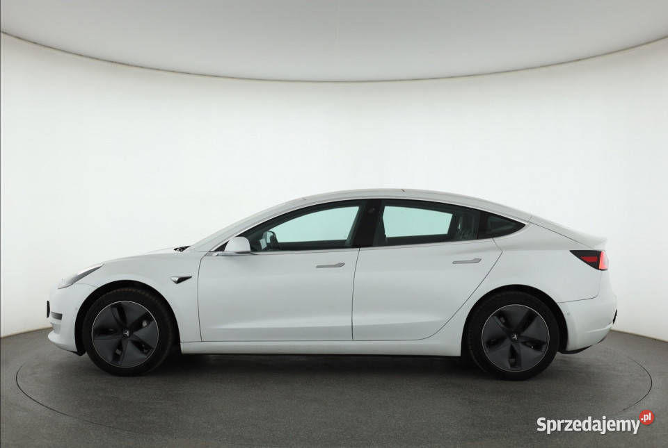 Tesla Model 3 Std Range Plus 52kWh