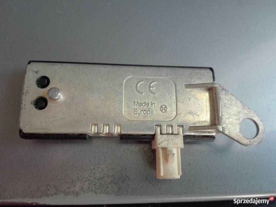 Samochodowy wzmacniacz antenowy VW Blaupunkt Pozostałe Poznań