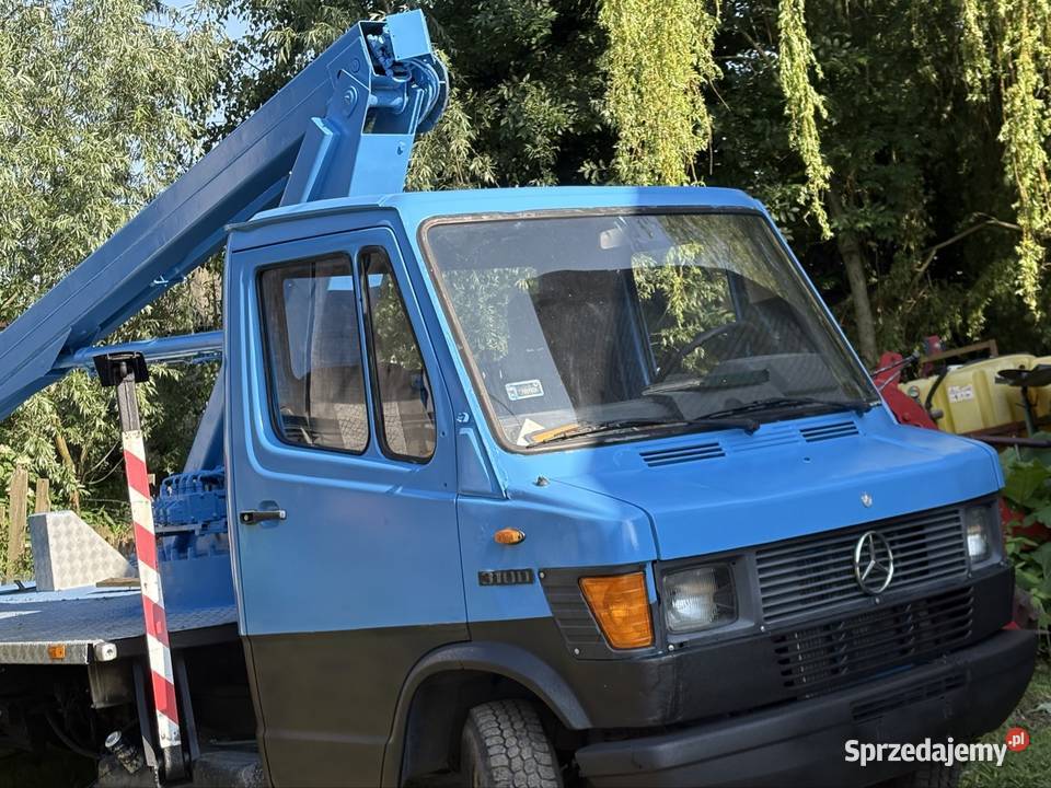 Zwyżka 18m mercedez benz kaczka 310 kategorja b 160000km Radom