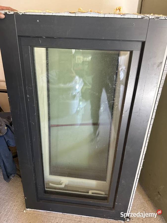 Okna z żaluzjami i parapetami antracyt Nowy Targ