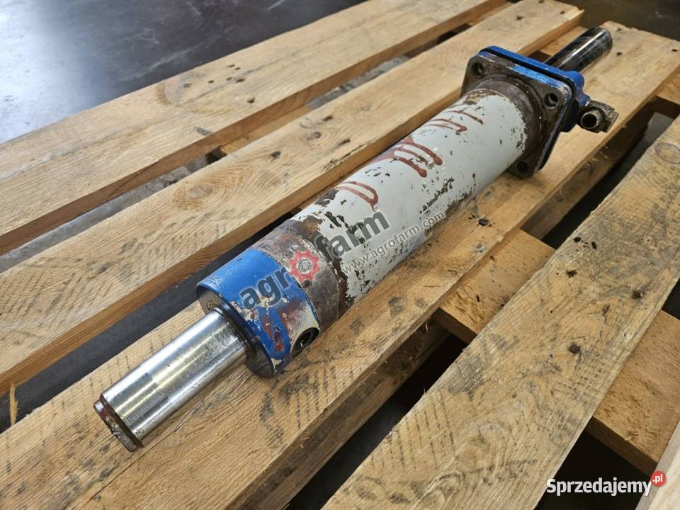 Siłownik skrętu Ford 7840 7740 8240 Byków sprzedam