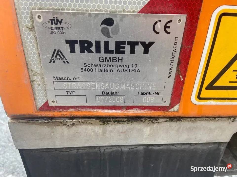 Zamiatarka Zabudowa Trilety Zamiatarka Multicar Sierakowice