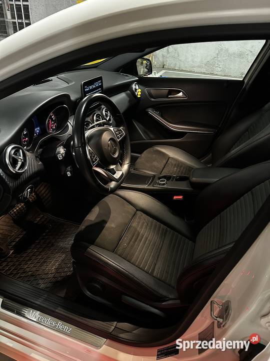 MercedesBenz Klasa A 180 7GDCT AMG Line Salon wielofunkcyjna kierownica Wrocław