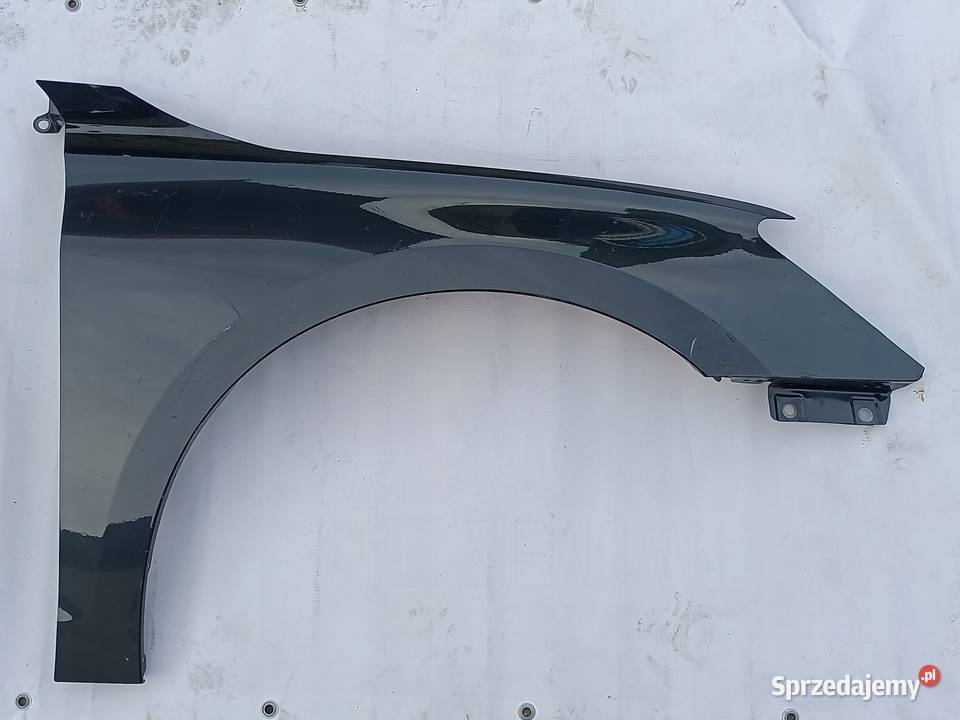 BŁOTNIK PRAWY PRZÓD AUDI A3 8Y0 8Y0821092 osobowe Przemęt