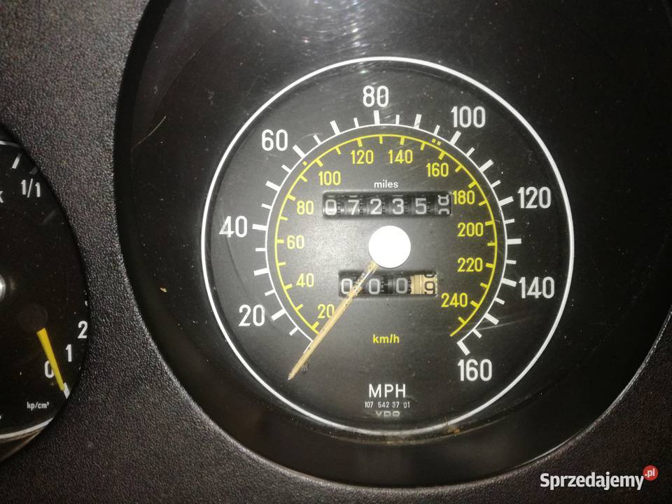 LICZNIK MERCEDES 107 SL SLC 1075423701 osobowe śląskie Cieszyn