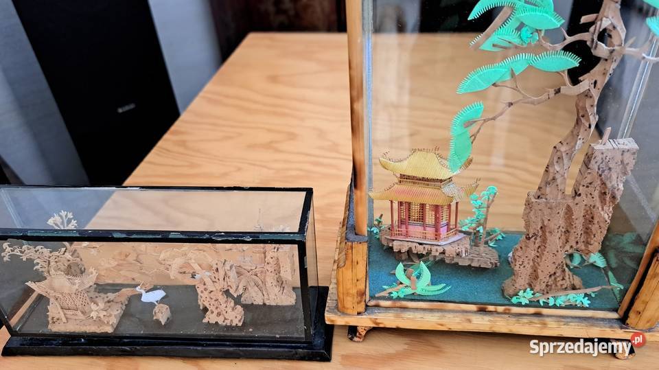 szafka chińska laka i koralowiec Warszawa