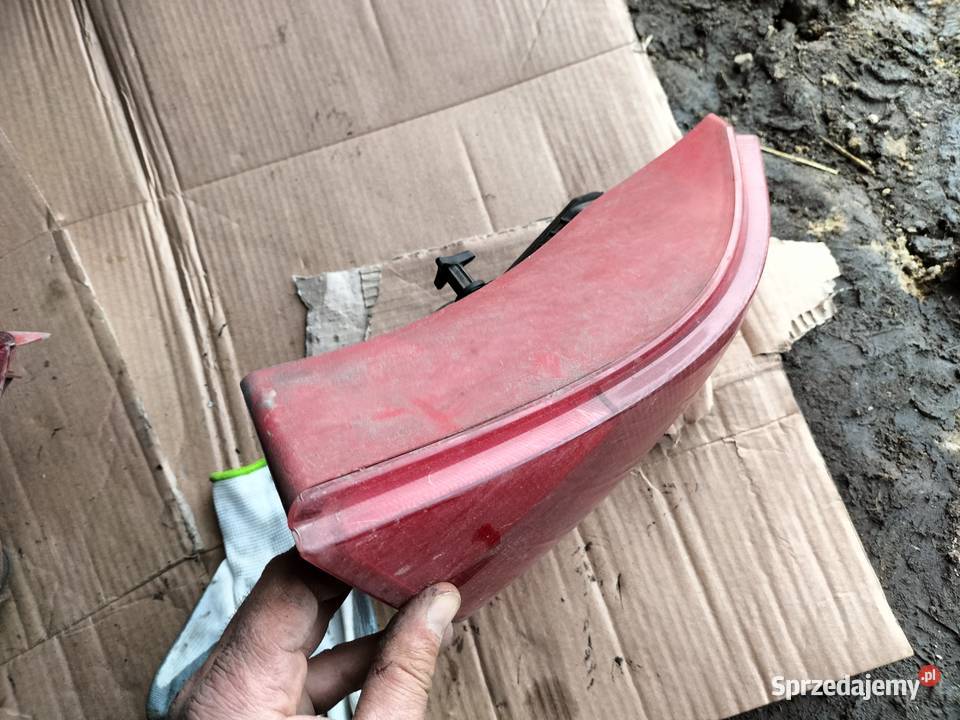 RENAULT CLIO 2 LAMPA TYŁ TYLNA LEWA PRAWA osobowe