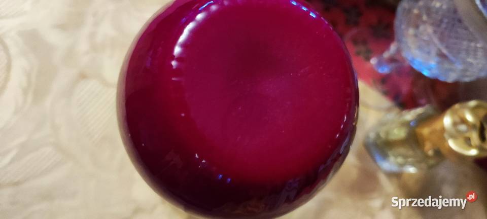 Wazon czerwony szkło Bohemia początek XX wieku dolnośląskie Wrocław