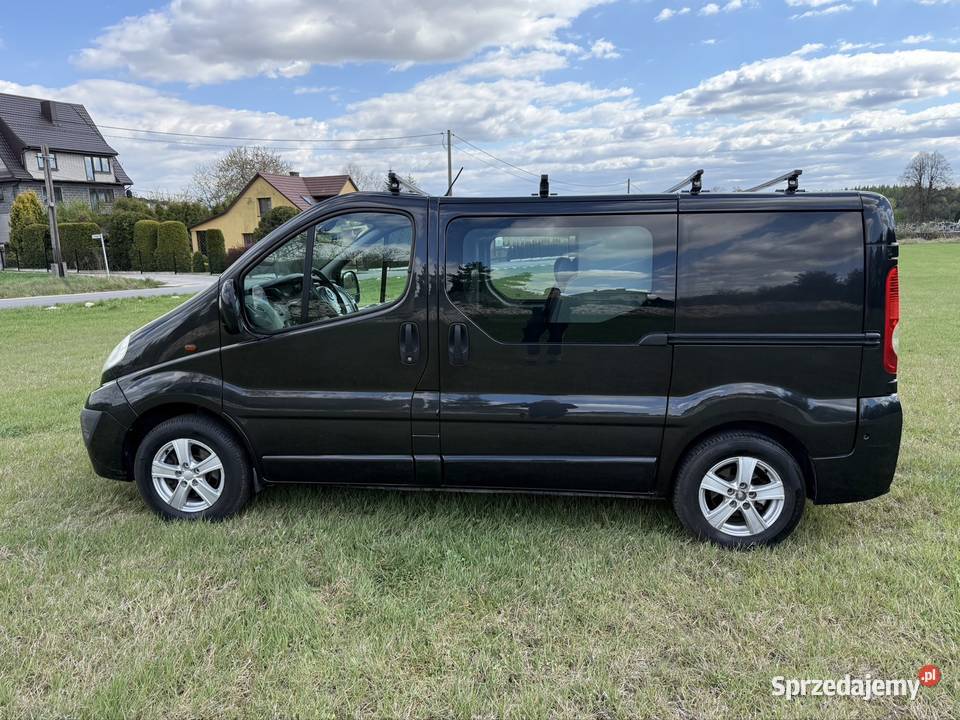 Vivaro Trafic Primaster 25 dci Black Edition Gołaczewy