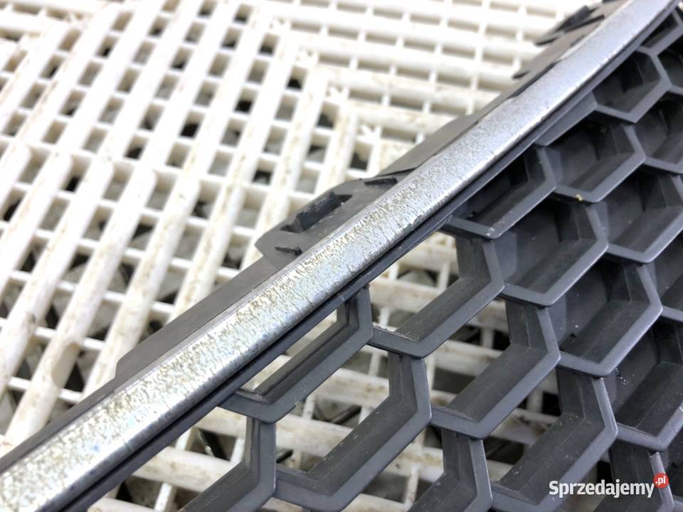 ATRAPA GRILL CHEVROLET CRUZE 96832937 Hatchback osobowe