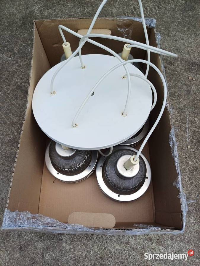Retro lampa wisząca przysufitowa z 1969 roku Lubań
