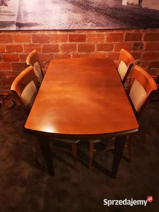 Stół i 4 krzesła - SPRZEDAM - OKAZJA