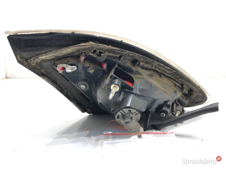 LAMPA TYŁ PRAWA WEWNĘTRZNA MAZDA 6 GH Hatchback osobowe Części samochodowe