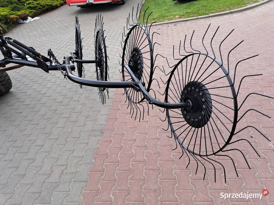 Przetrząsaczo zgrabiarka 4 gwiazdowa zawieszana Zgrabiarki i przetrząsacze sprzedam