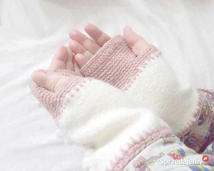 pudrowo kremowe mitenki wełniane mitenki ciepłe Dla kobiet Kraków