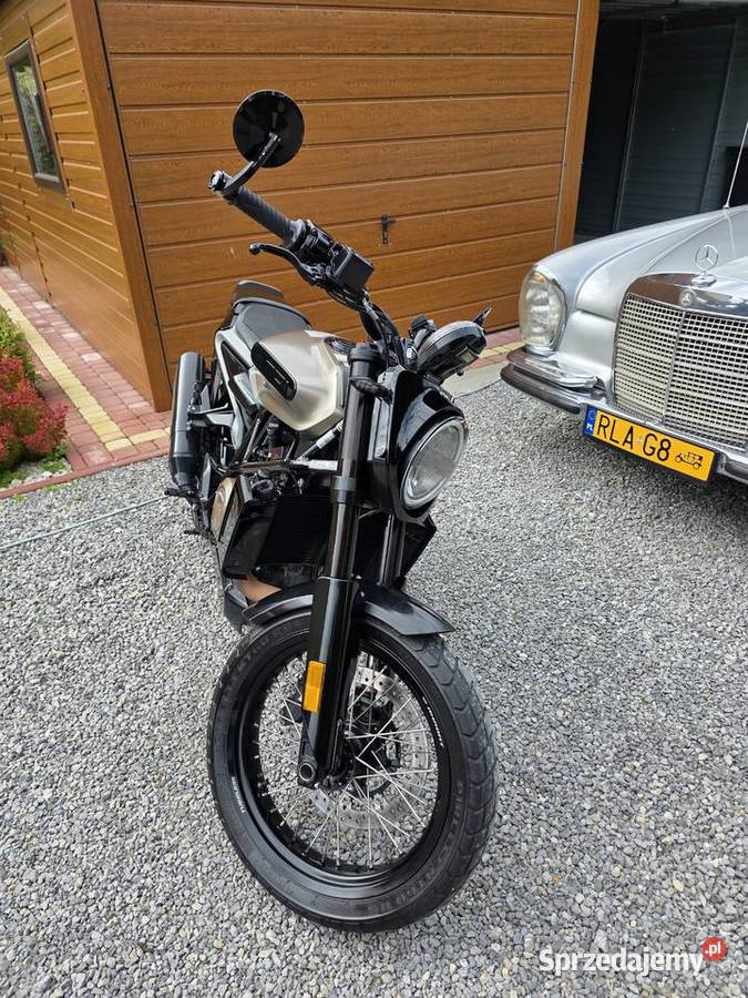 Husqvarna svartpilen 701 Rok produkcji 2020 Wola Dalsza sprzedam