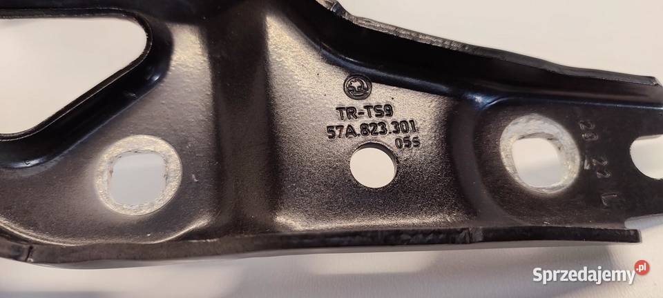 SKODA KAROQ ZAWIASY MASKI KOMPLET LF9R 57A823301 sprzedam