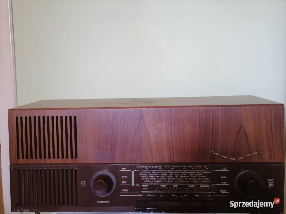 Stare radio lampowe z lat 60 tych SPRAWNY