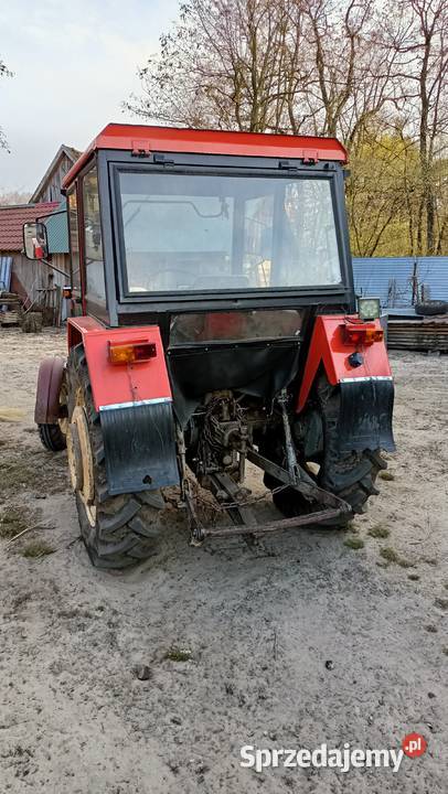 Ciągnik Ursus C330 remoncie Ursus