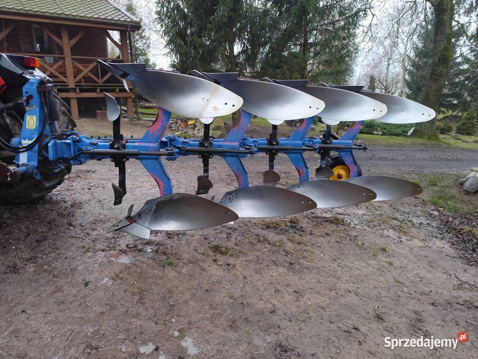 Pług obracany 4 skibowy na hydraulice