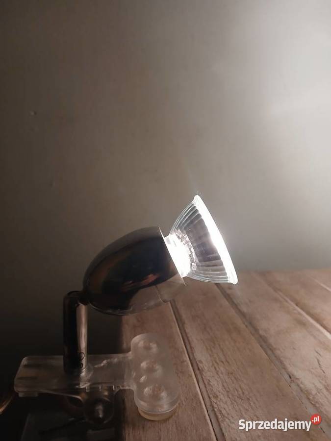 Lampa z klipsem