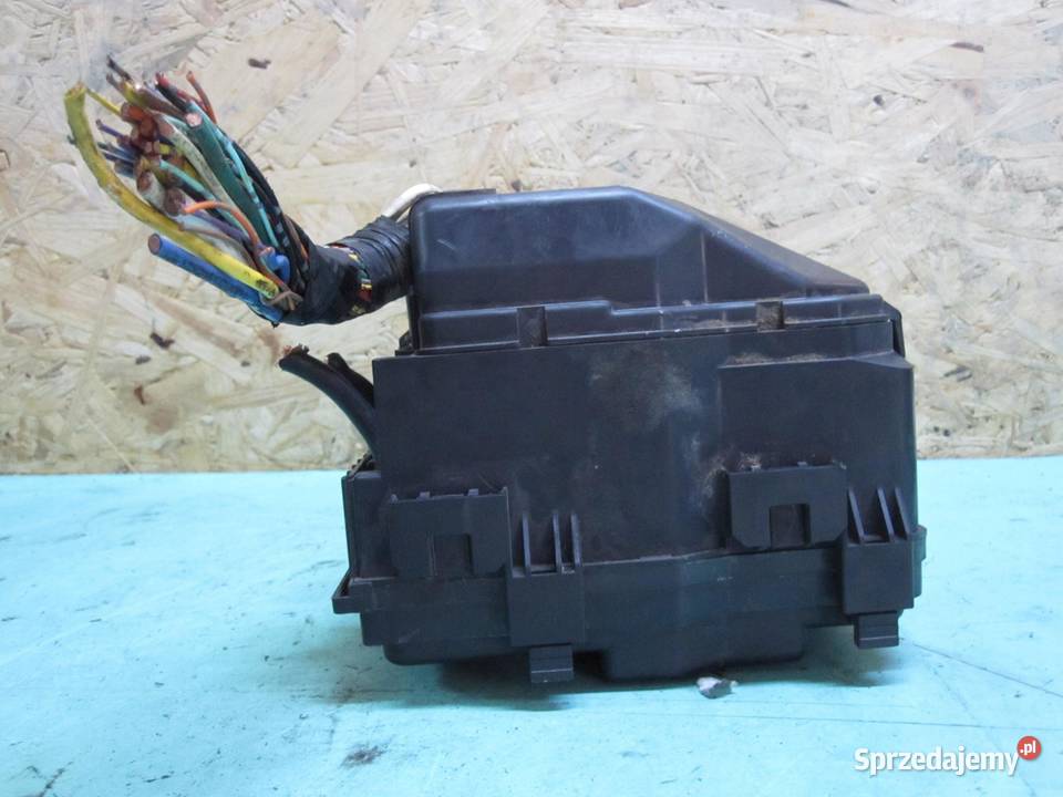 HONDA CRV III 22 CDTI 08r skrzynka bezpieczników Układ elektryczny, zapłon świętokrzyskie