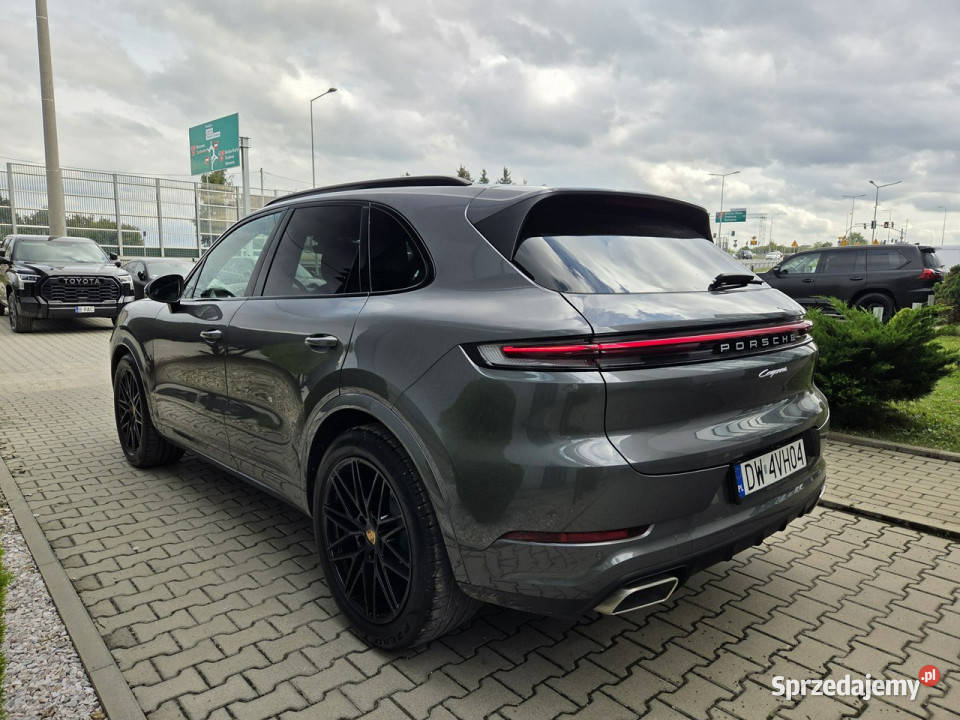 Porsche Cayenne 30 353 Salon Bezwypadkowy FV23 asystent pasa ruchu Cayenne Węgrzce