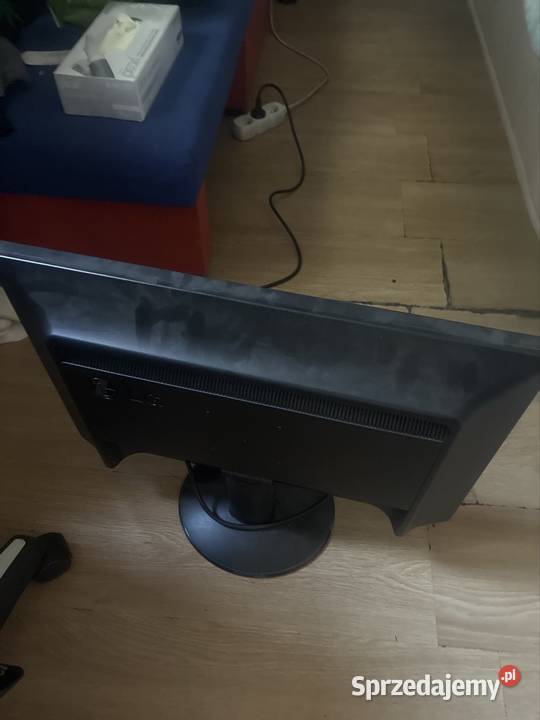mam na szprzedaż monitor jest używany wszystko Bydgoszcz