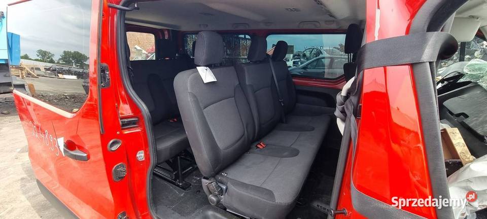ZABUDOWA RENAULT TRAFIC III FOTELE PODSUFITKA Lipno sprzedam