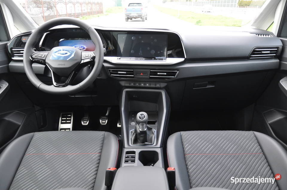 Ford Tourneo Connect 4x4 AWD Sport FABRYCZNIE kupiony w polskim salonie Bilcza