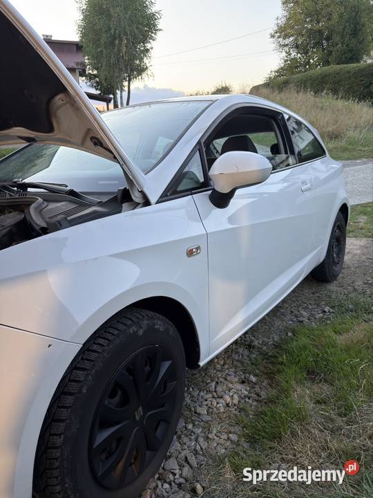 SEAT IBIZA 12 DIESEL 2010 237 000 MANUAL radio małopolskie