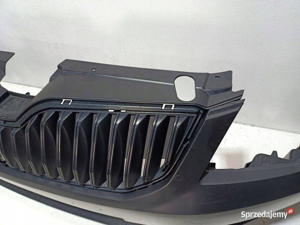 SKODA OCTAVIA III 20132017 ZDERZAK PRZÓD ATRAPA Pozostałe Skarżysko-Kamienna