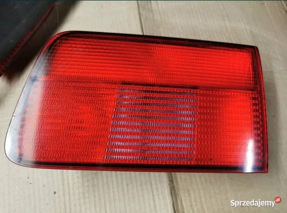 Lampa klapy prawy tył BMW E39 kombi osobowe śląskie Żory sprzedam