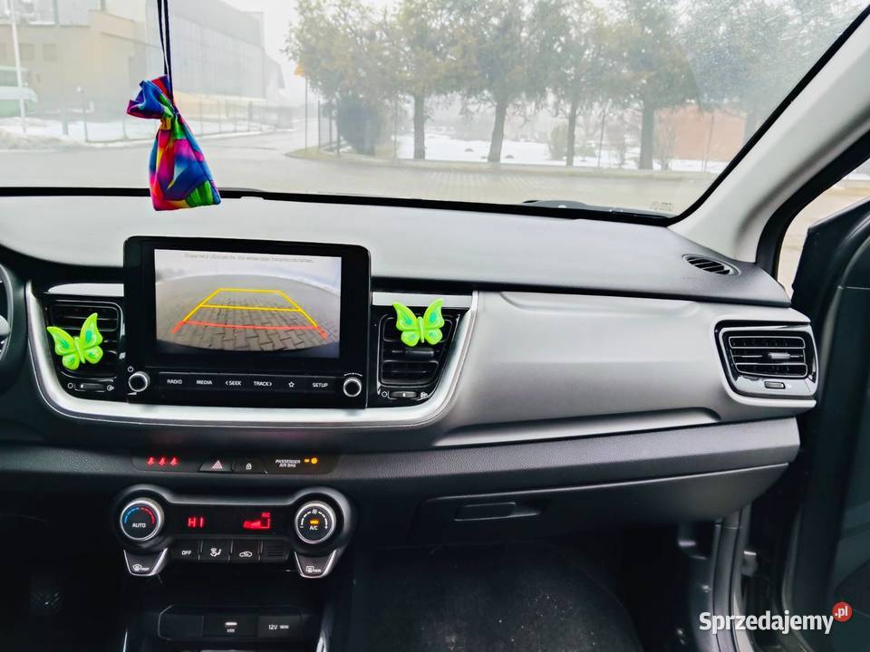 Kia stonic hybryd nieuszkodzony Samochody osobowe